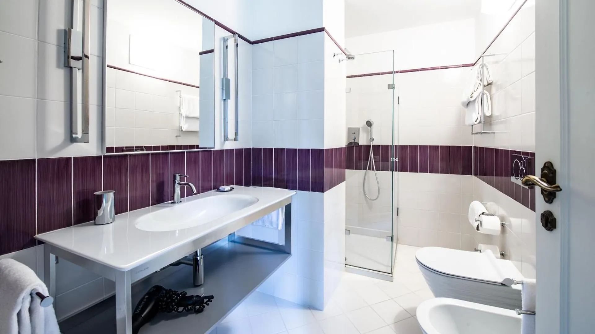 Hotel Franceschi Forte dei Marmi 4*,  İtalya