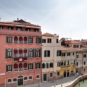 Palazzo Schiavoni Residenza D'epoca & Suite-apartments Italy